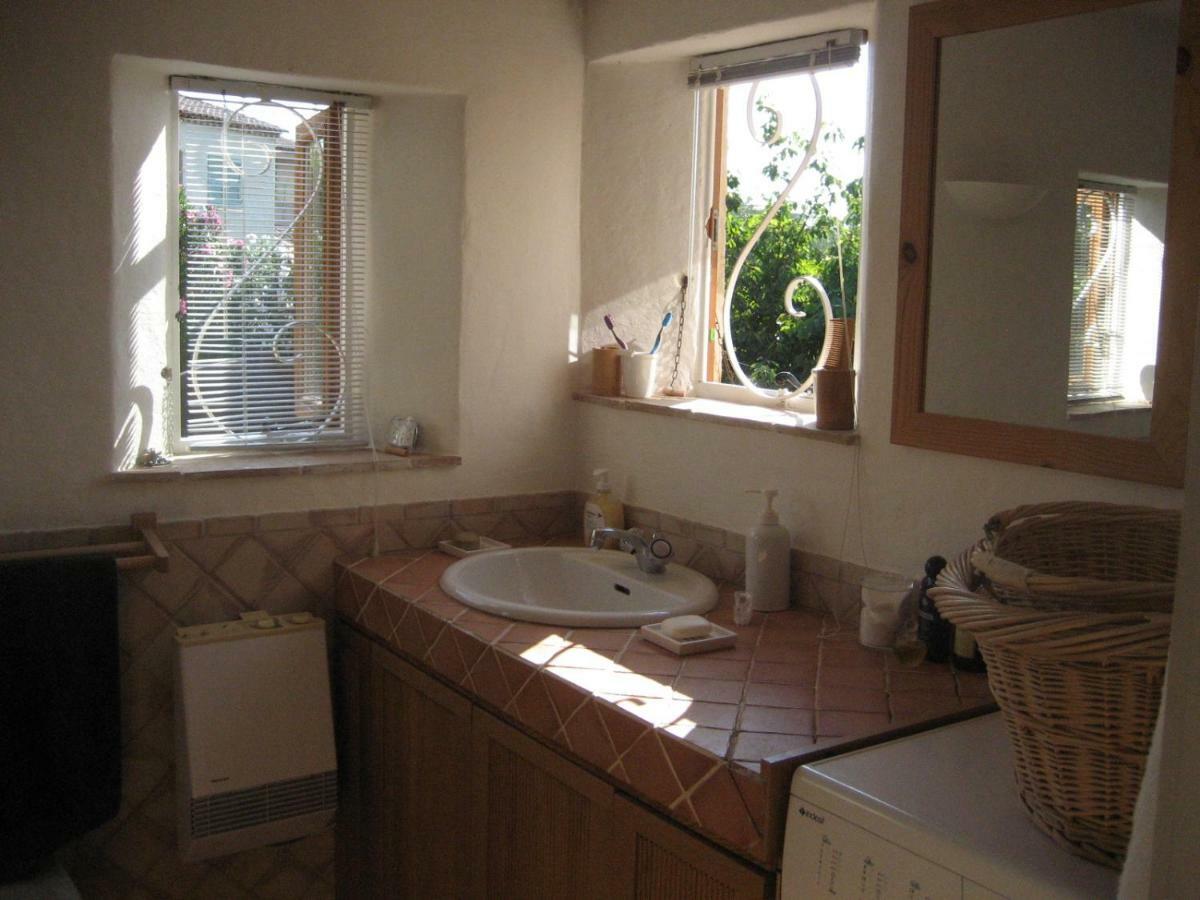 Les Amandiers Vallauris Exterior photo